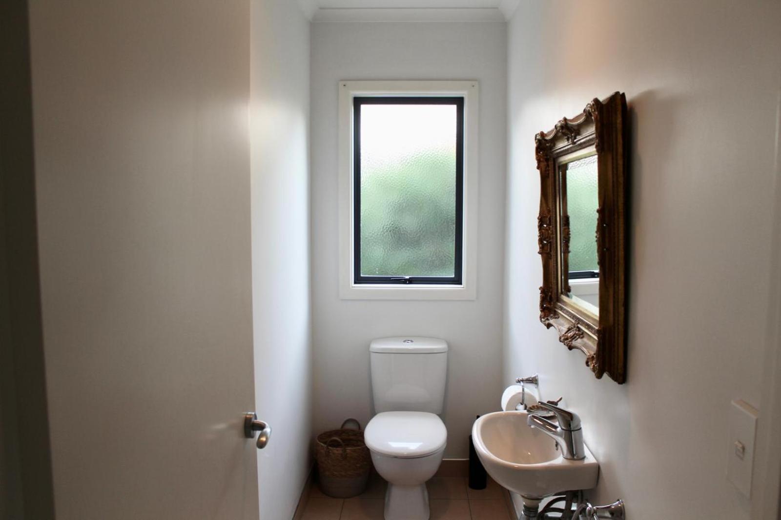 5-Min Walk To Village - Havelock North Holiday Home With Spa Pool Dış mekan fotoğraf