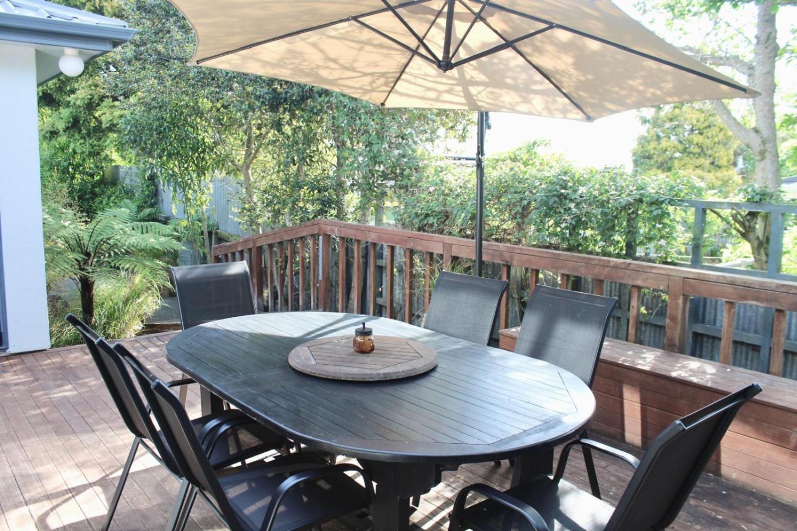 5-Min Walk To Village - Havelock North Holiday Home With Spa Pool Dış mekan fotoğraf