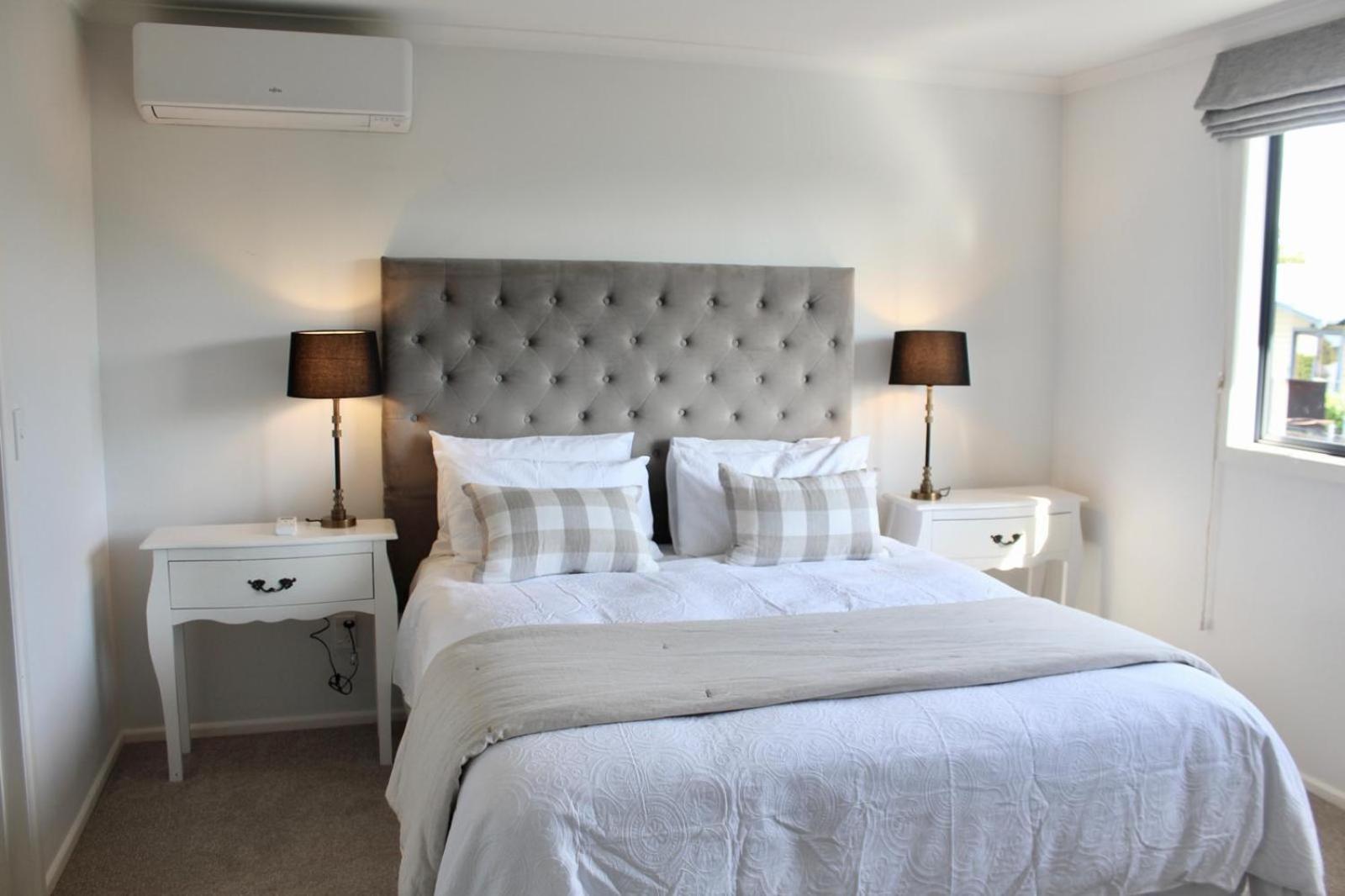5-Min Walk To Village - Havelock North Holiday Home With Spa Pool Dış mekan fotoğraf